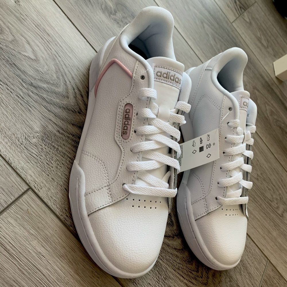 NWT Adidas Women's Roguera Cross Trainer women’s size 8
